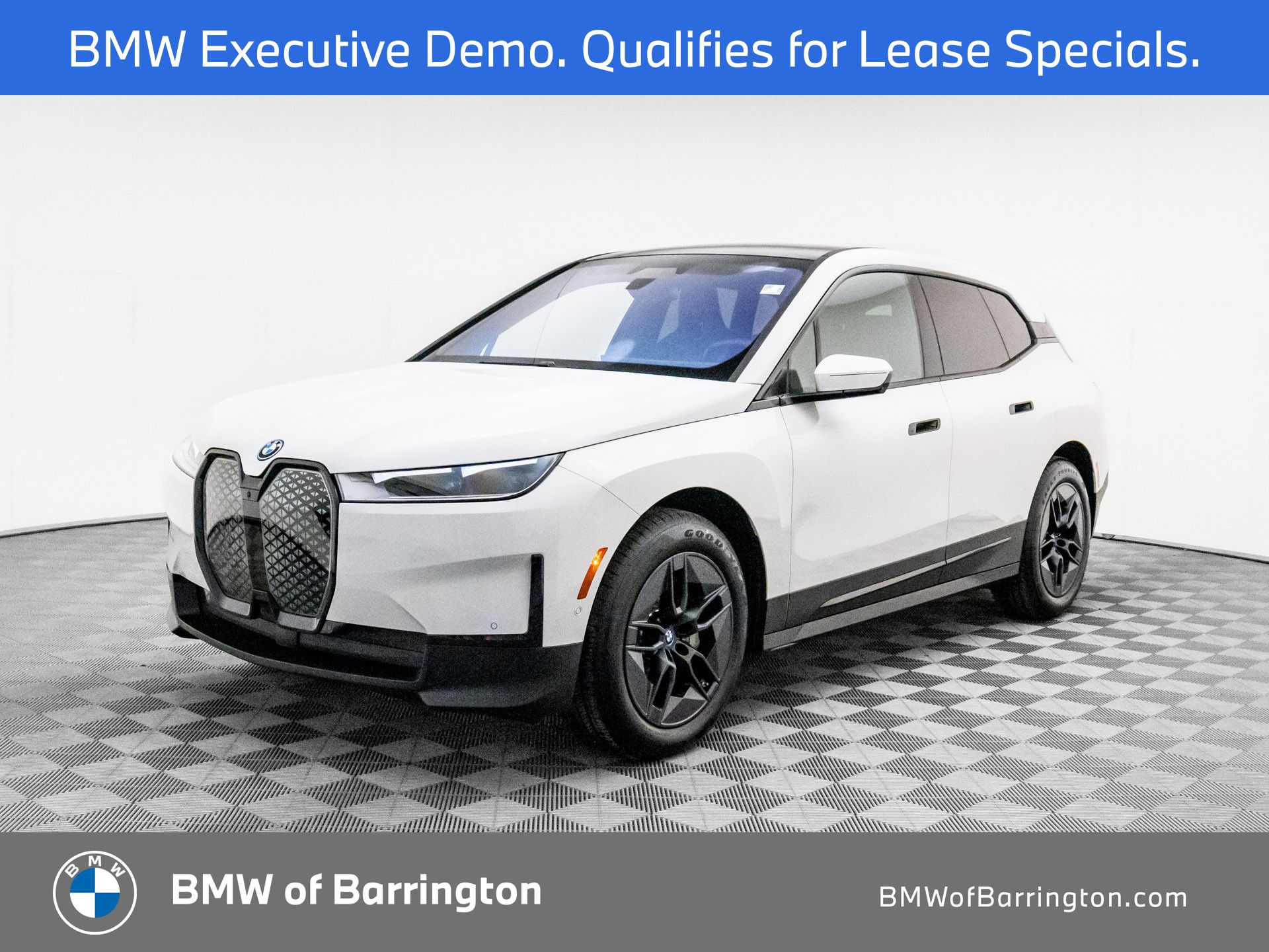 2025 BMW iX 50's photo