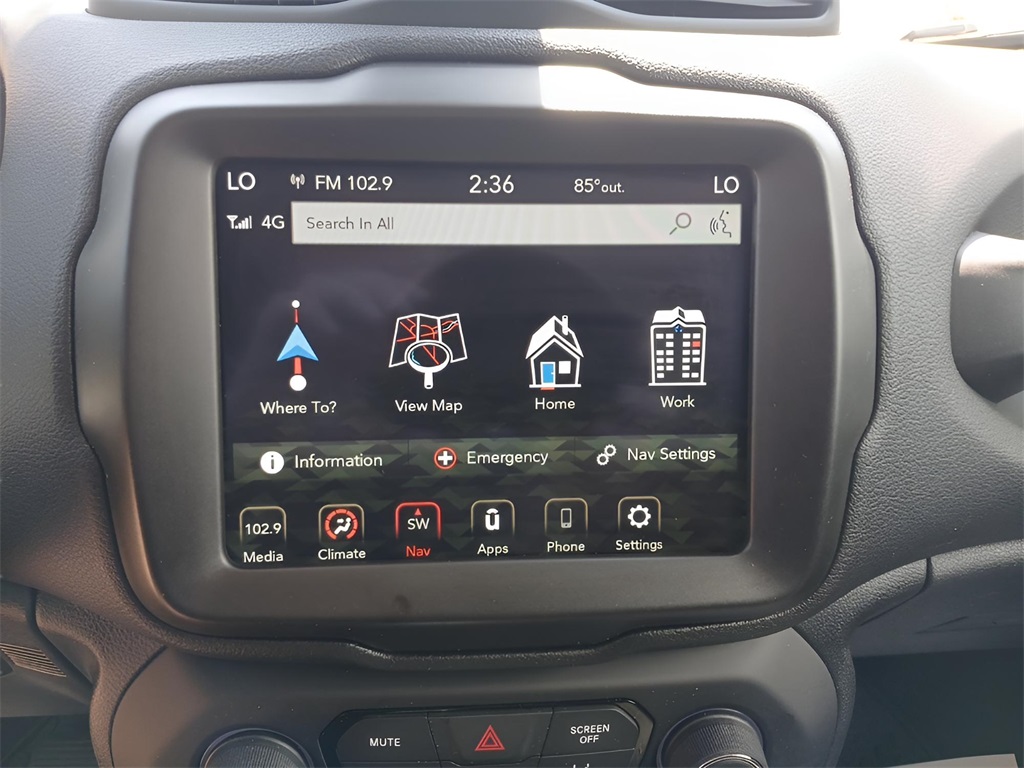 2022 Jeep Renegade Latitude photo 15