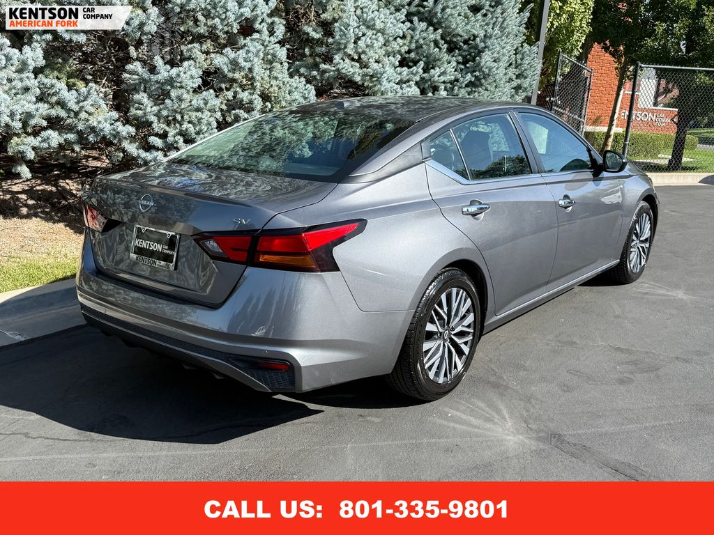 2024 Nissan Altima 2.5 SV photo 8