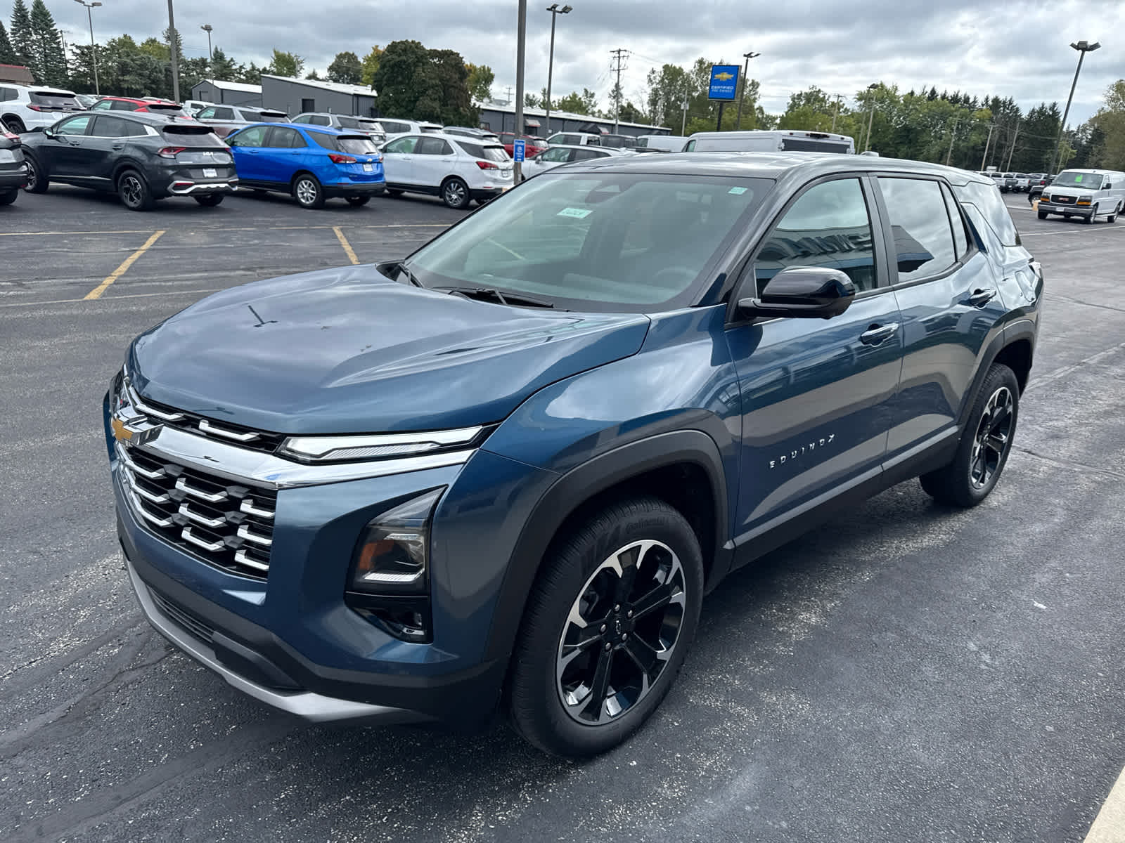 2026 Chevrolet Equinox LT photo 11