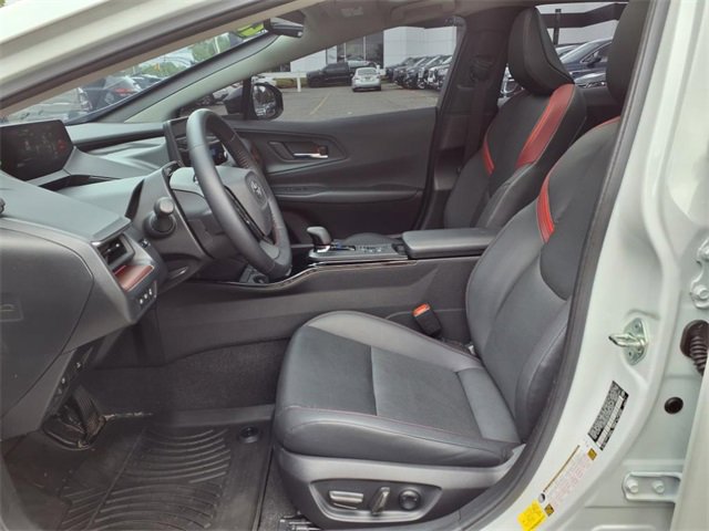 2023 Toyota Prius Prime SE Premium photo 18