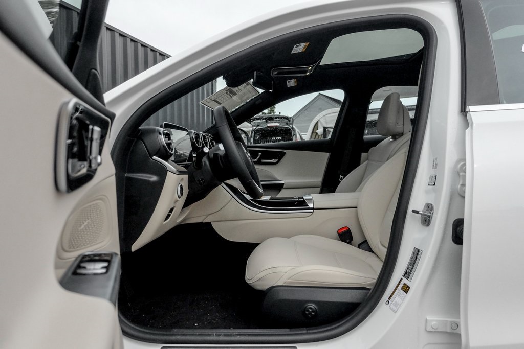 2025 Mercedes Benz C 300 4MATIC photo 11