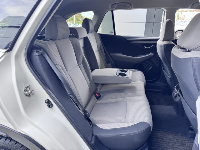 2020 Subaru Outback Premium photo 17