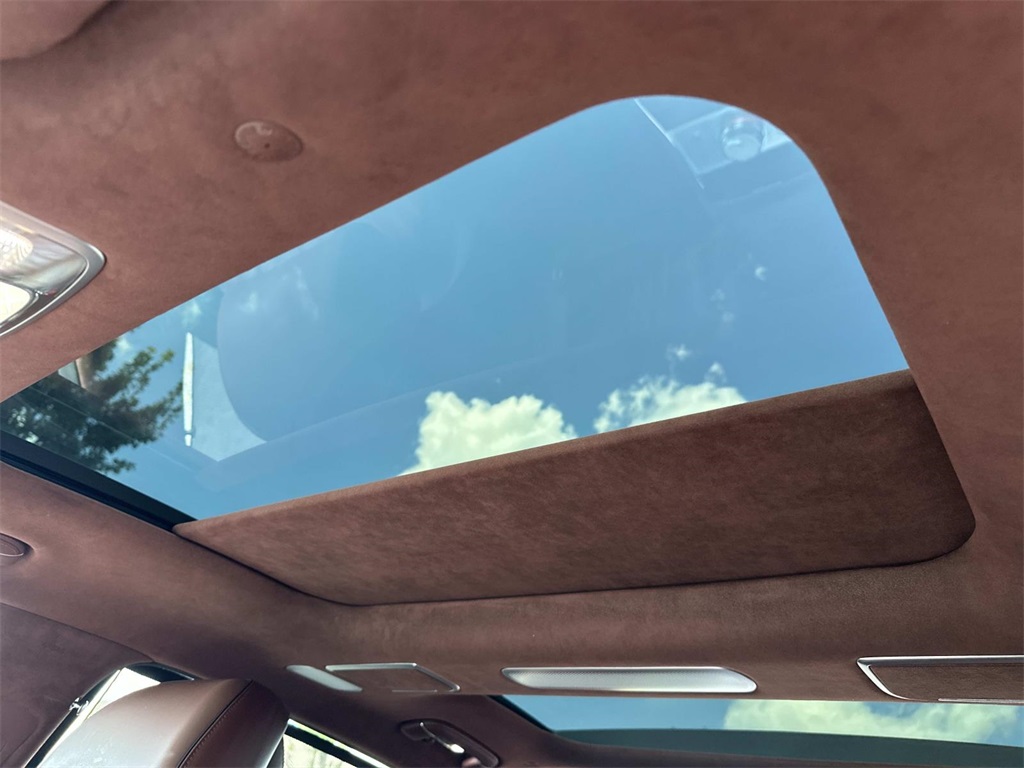 2023 Genesis G90 3.5T E-Supercharger photo 4