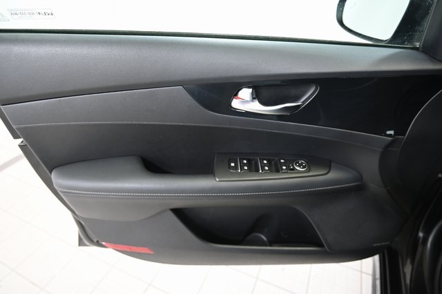 2023 Kia Forte GT-Line photo 20