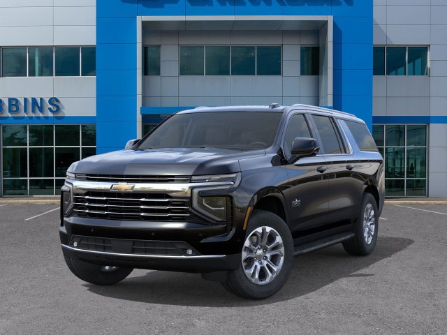 2026 Chevrolet Suburban LT photo 4