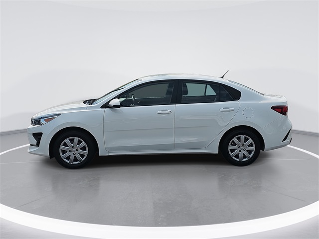 2023 Kia Rio LX photo 2