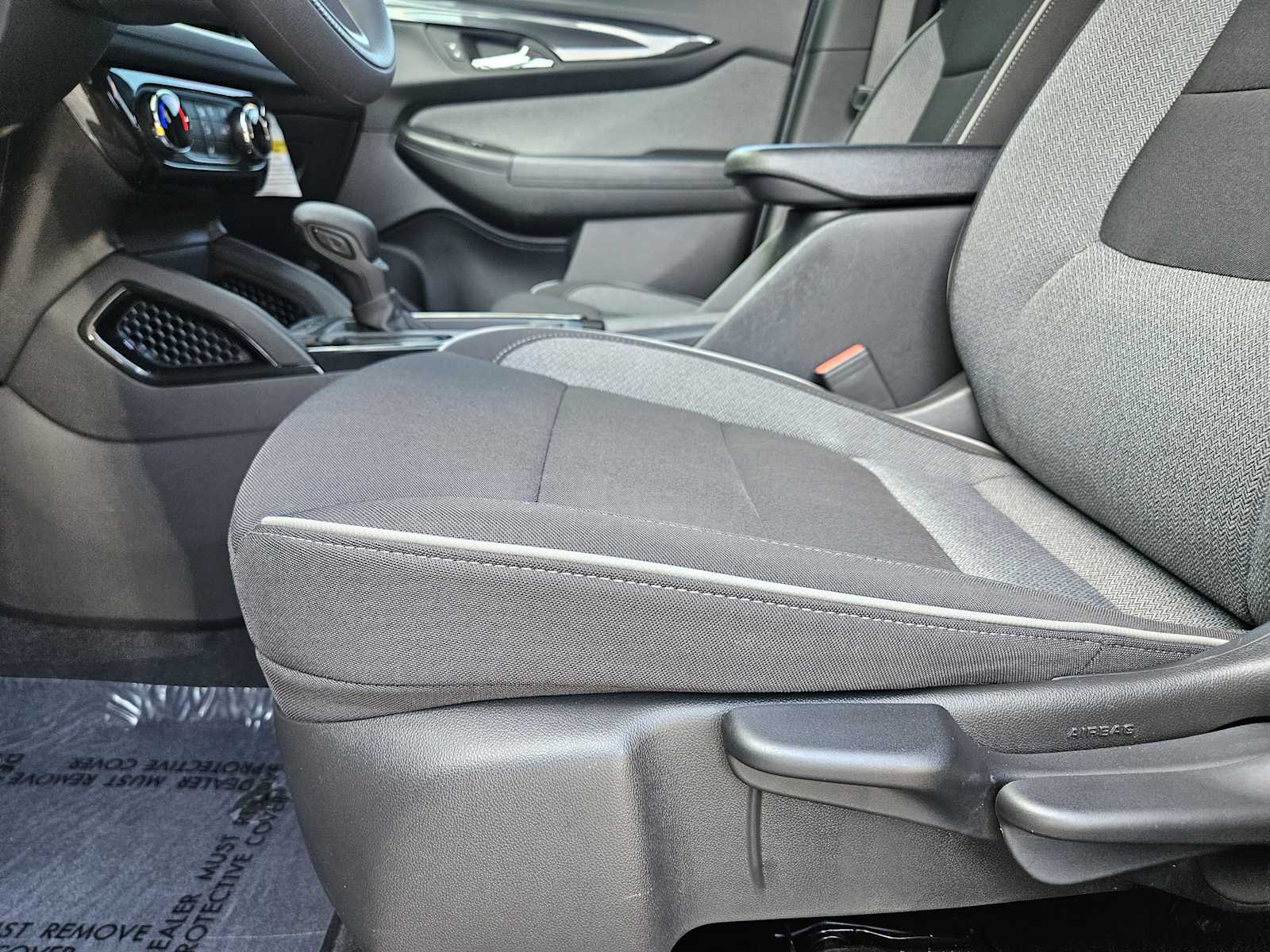 2024 Chevrolet Trailblazer LT photo 19