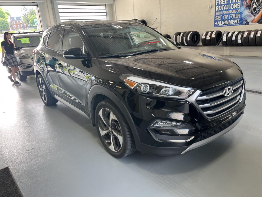 Used 2017 Hyundai Tucson Sport with VIN KM8J33A20HU434755 for sale in Kansas City