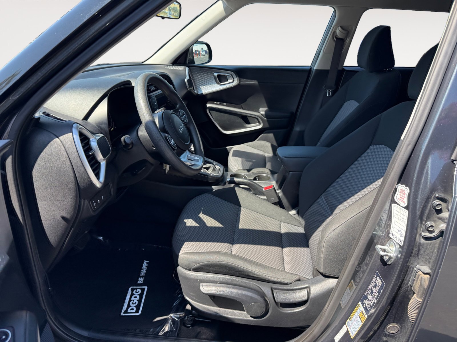 2023 Kia Soul LX photo 10