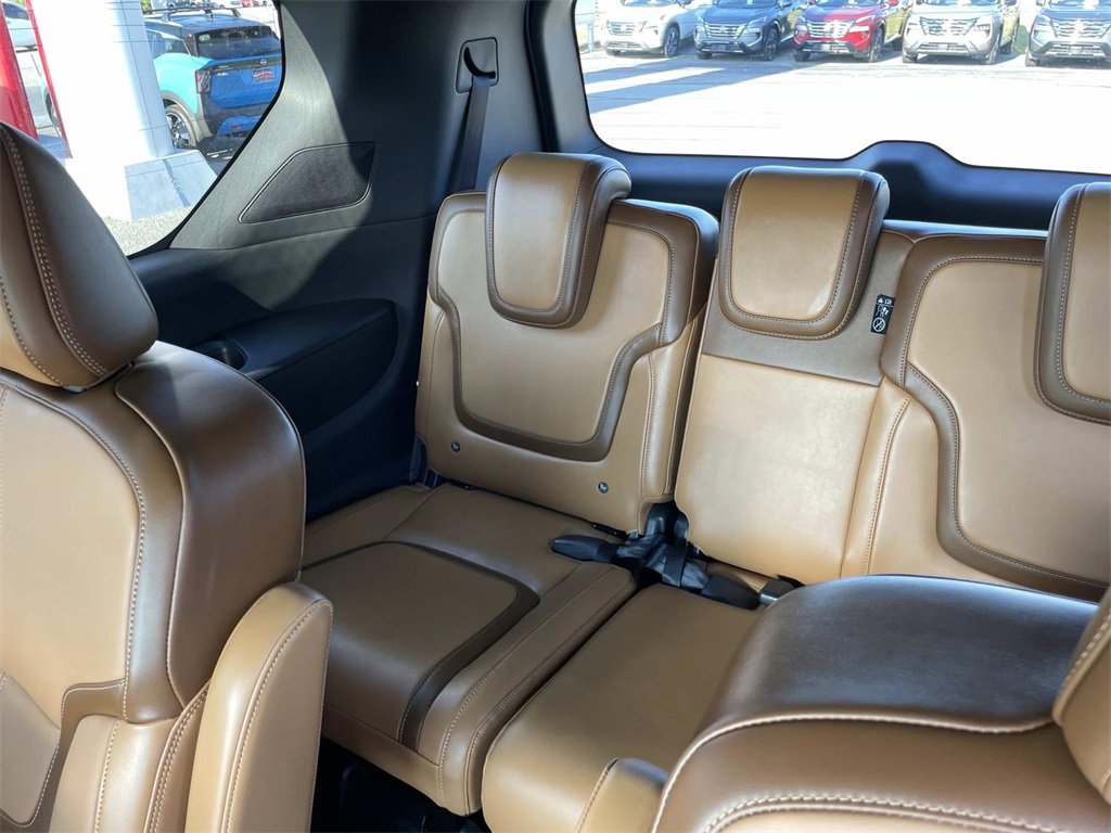 2026 Nissan Armada SL photo 4