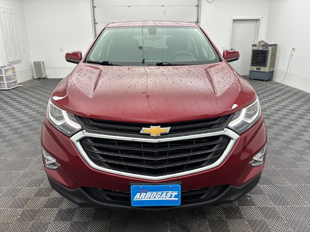 2019 Chevrolet Equinox LT photo 2