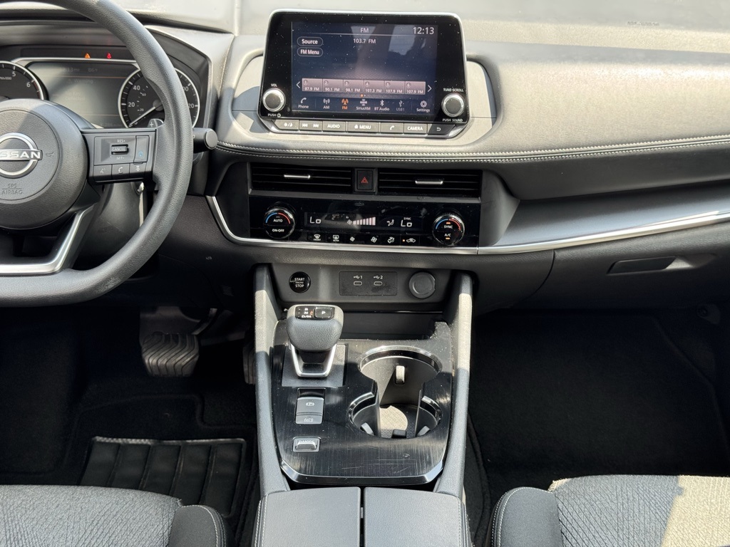 2024 Nissan Rogue SV photo 21