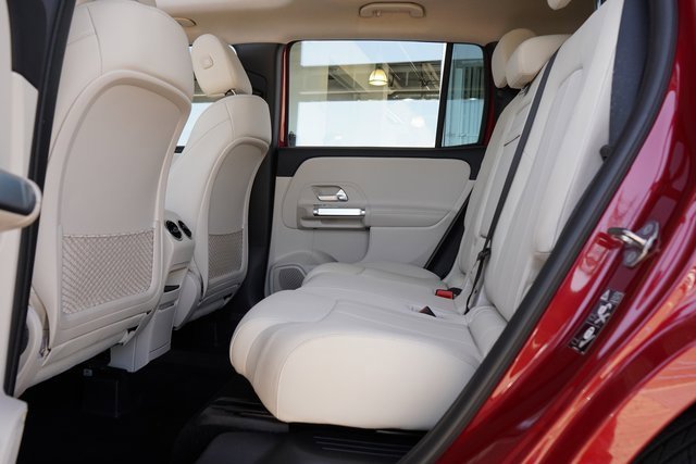 2022 Mercedes Benz GLB 250 photo 26