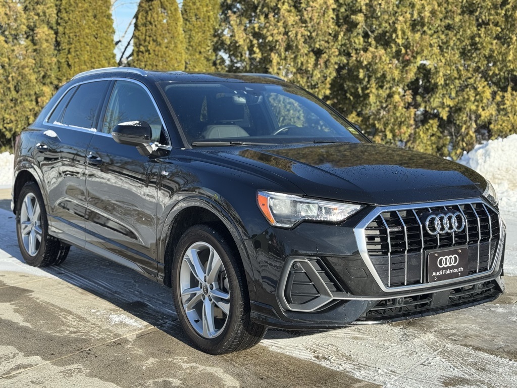 2021 Audi Q3 S Line Premium's photo