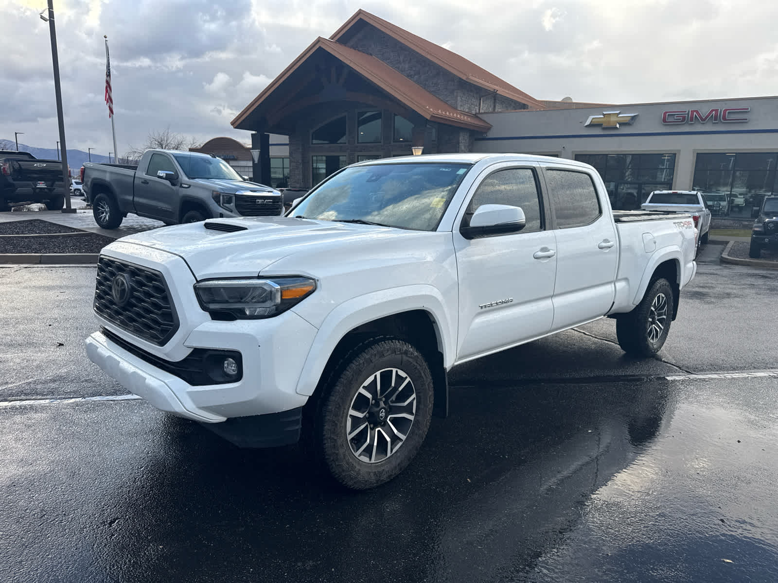 2023 Toyota Tacoma TRD Sport's photo