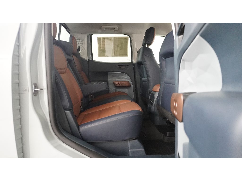 2024 Ford Maverick Lariat photo 9