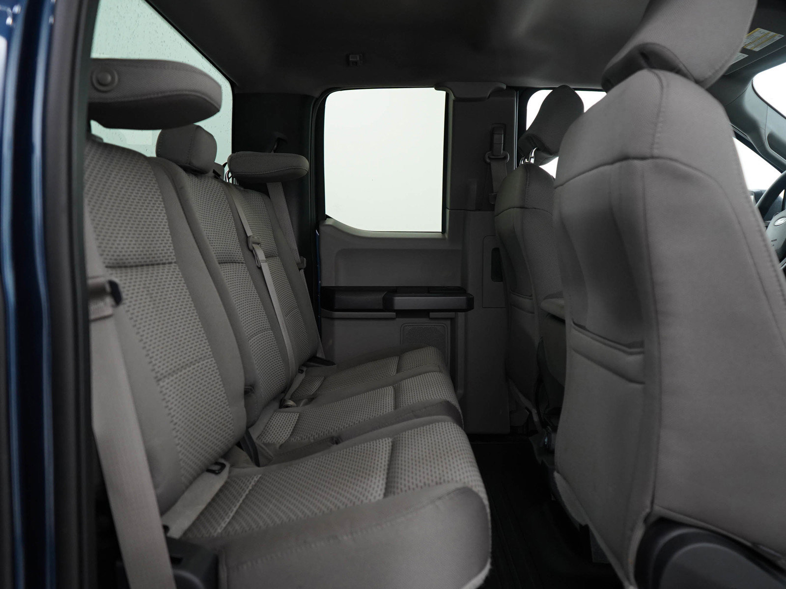 2015 Ford F-150 XLT photo 8