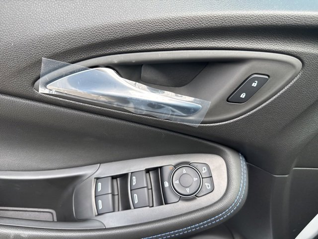 2026 Buick Encore GX Sport Touring photo 9
