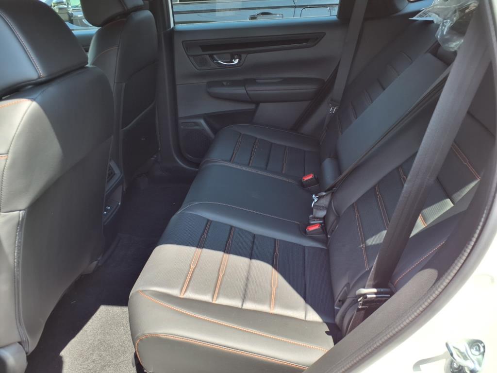 2026 Honda CR-V Hybrid Sport-L photo 4