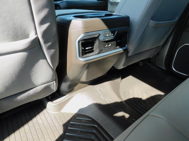 2024 Chevrolet Silverado 1500 LTZ photo 18