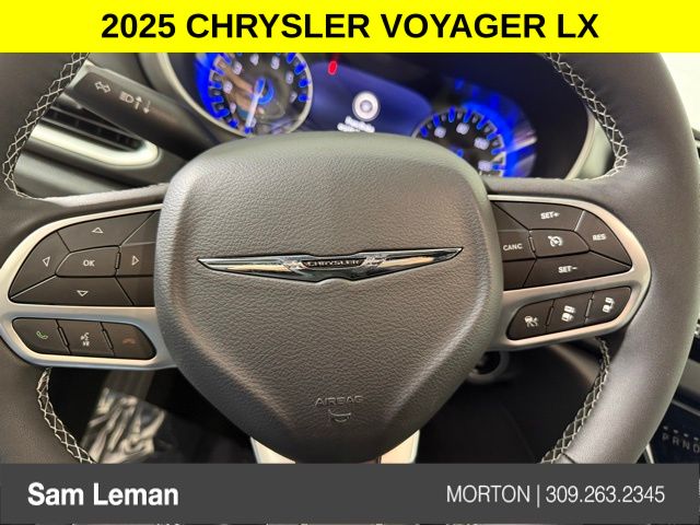 2025 Chrysler Voyager LX photo 16