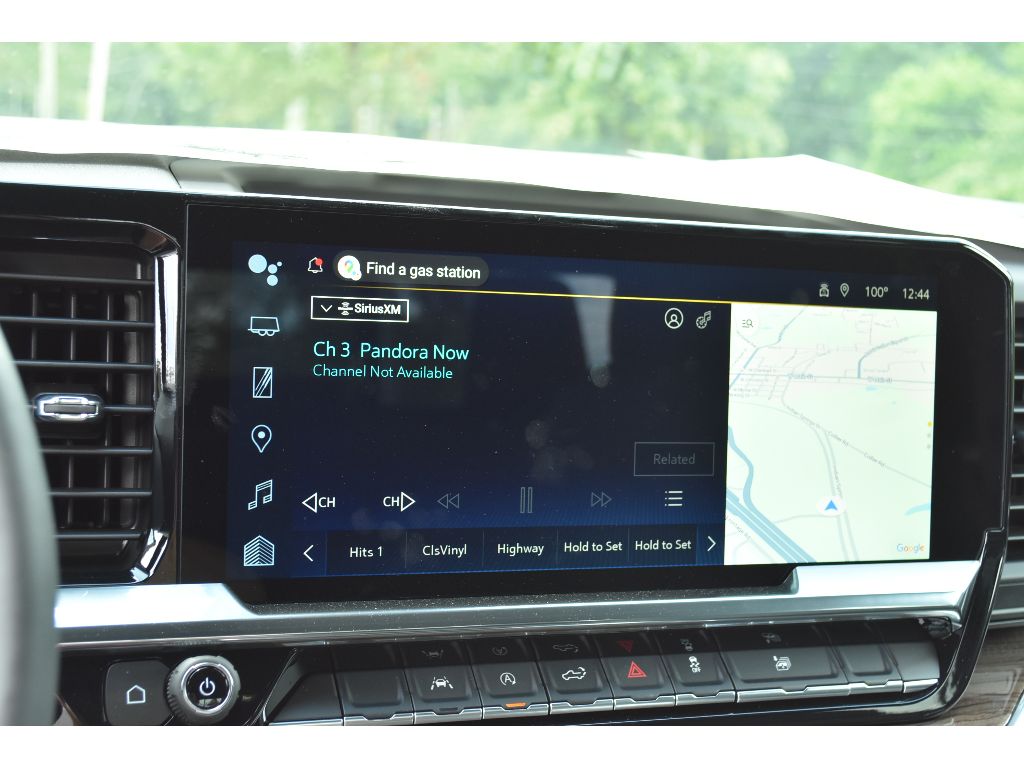 2025 Chevrolet Silverado 1500 RST photo 21