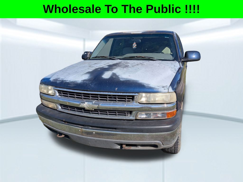 Used 2001 Chevrolet Tahoe Base with VIN 1GNEC13TX1J126880 for sale in Pensacola, FL