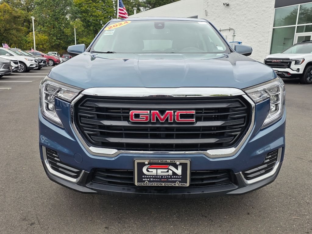 2024 Gmc Terrain SLE photo 2