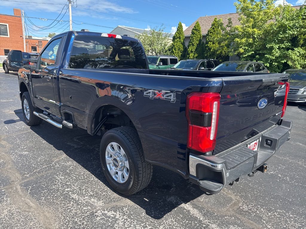 2023 Ford F-250 XLT photo 5