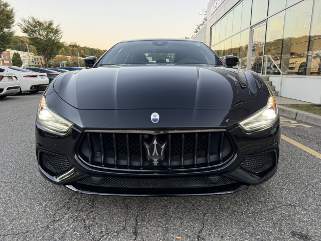 2022 Maserati Ghibli Modena Q4 photo 2