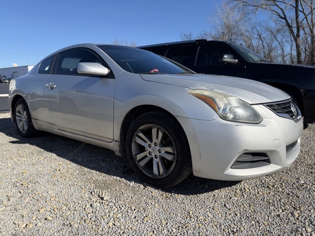 2012 Nissan Altima S's photo