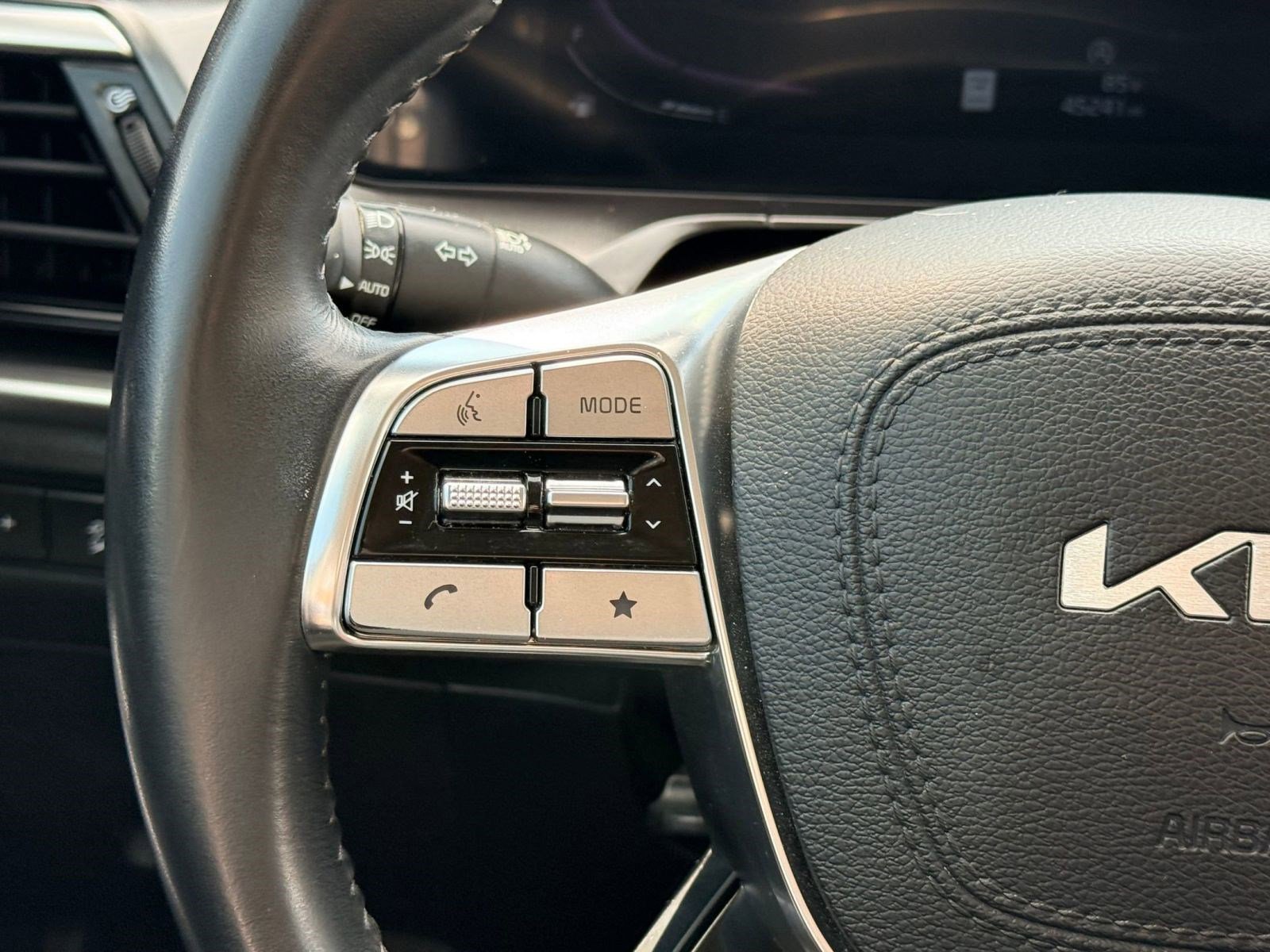 2024 Kia Telluride S photo 15