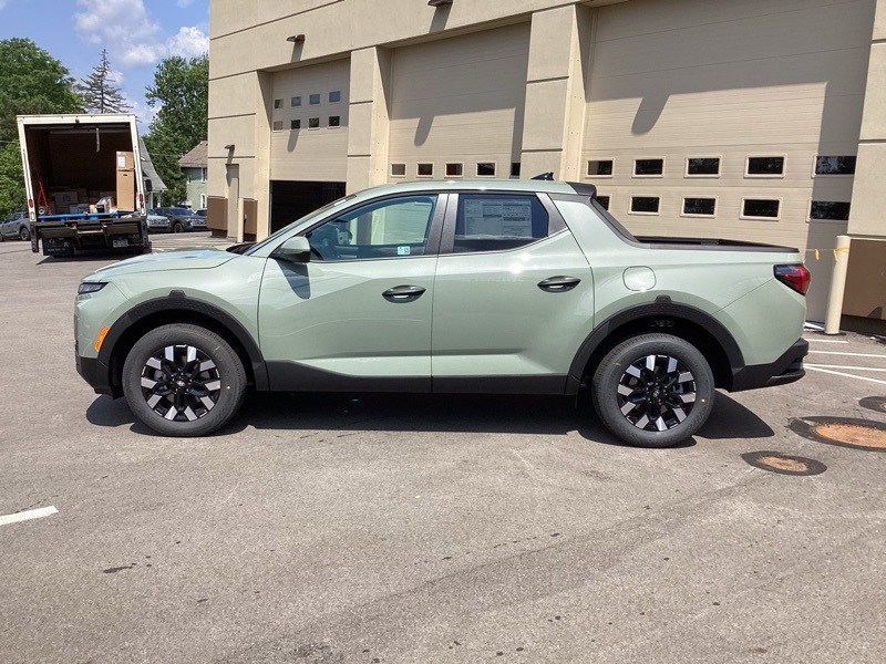 2025 Hyundai Santa Cruz SE photo 4