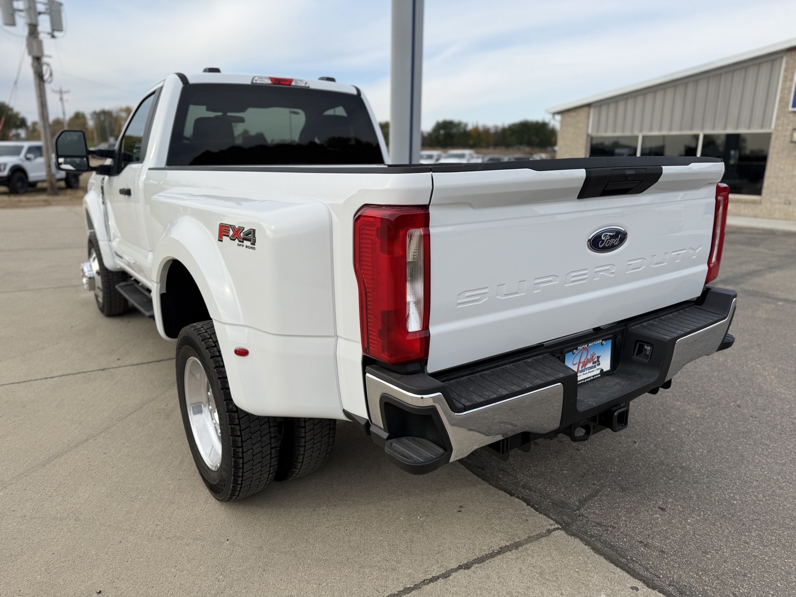 2026 Ford F-450 XLT photo 3