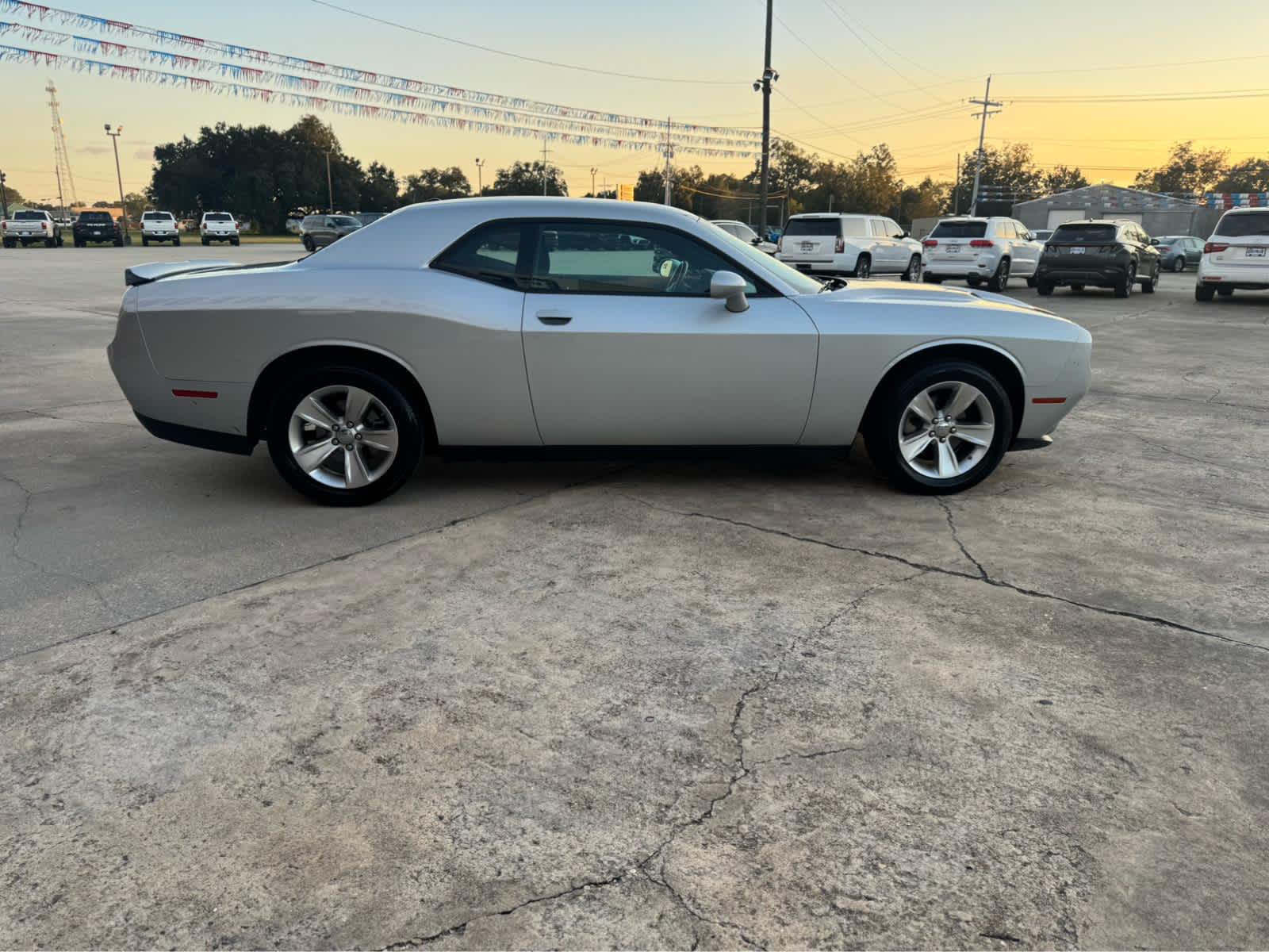 2023 Dodge Challenger SXT photo 2