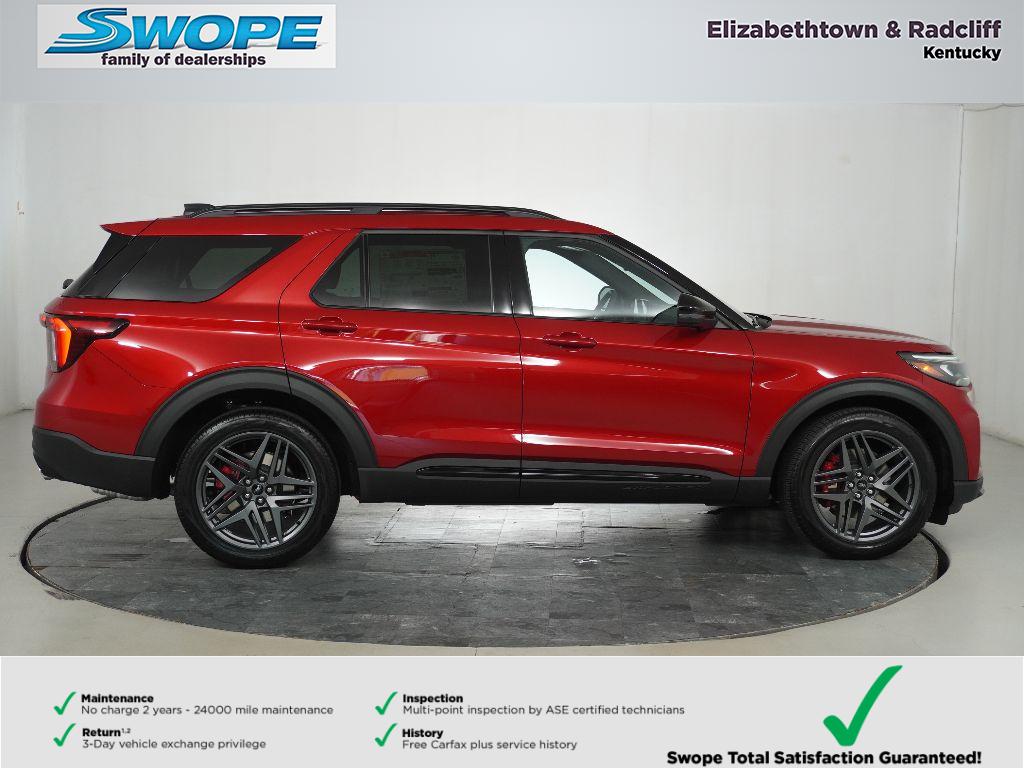 2025 Ford Explorer ST photo 2