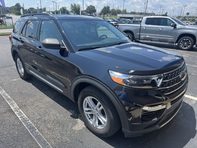 2022 Ford Explorer XLT photo 3