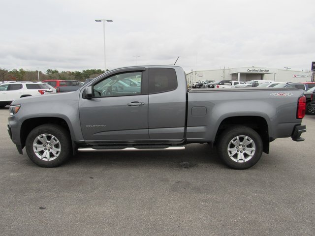 2021 Chevrolet Colorado LT photo 2