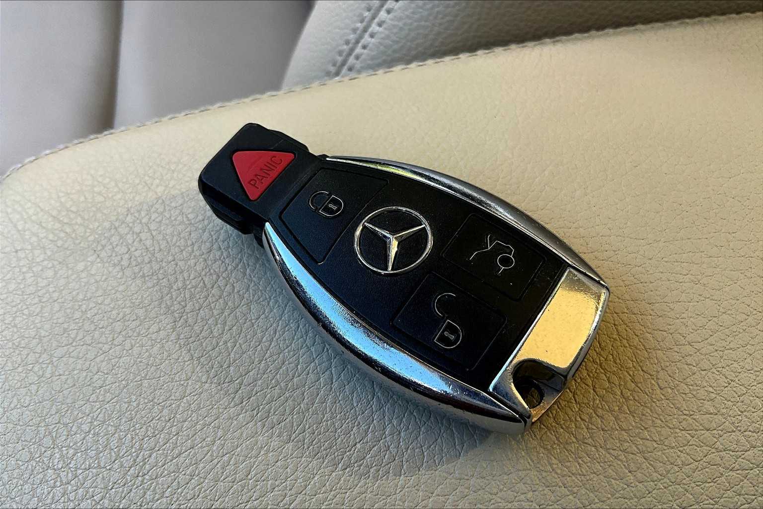 2017 Mercedes Benz GLA 250 photo 13