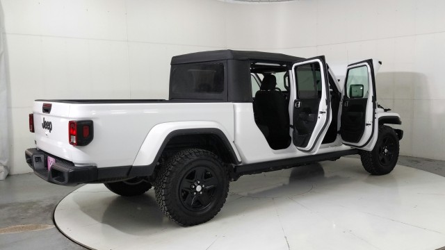 Used 2022 WHITE Jeep Sport S image 11