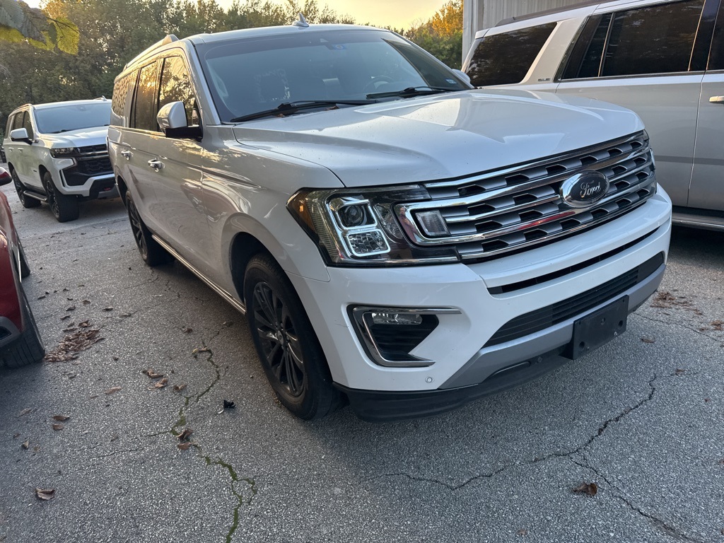 2019 Ford Expedition MAX Limited photo 2