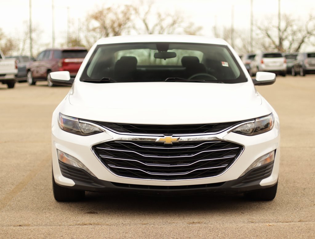 Used 2020 Chevrolet Malibu 1LT with VIN 1G1ZD5ST7LF053255 for sale in Pekin, IL