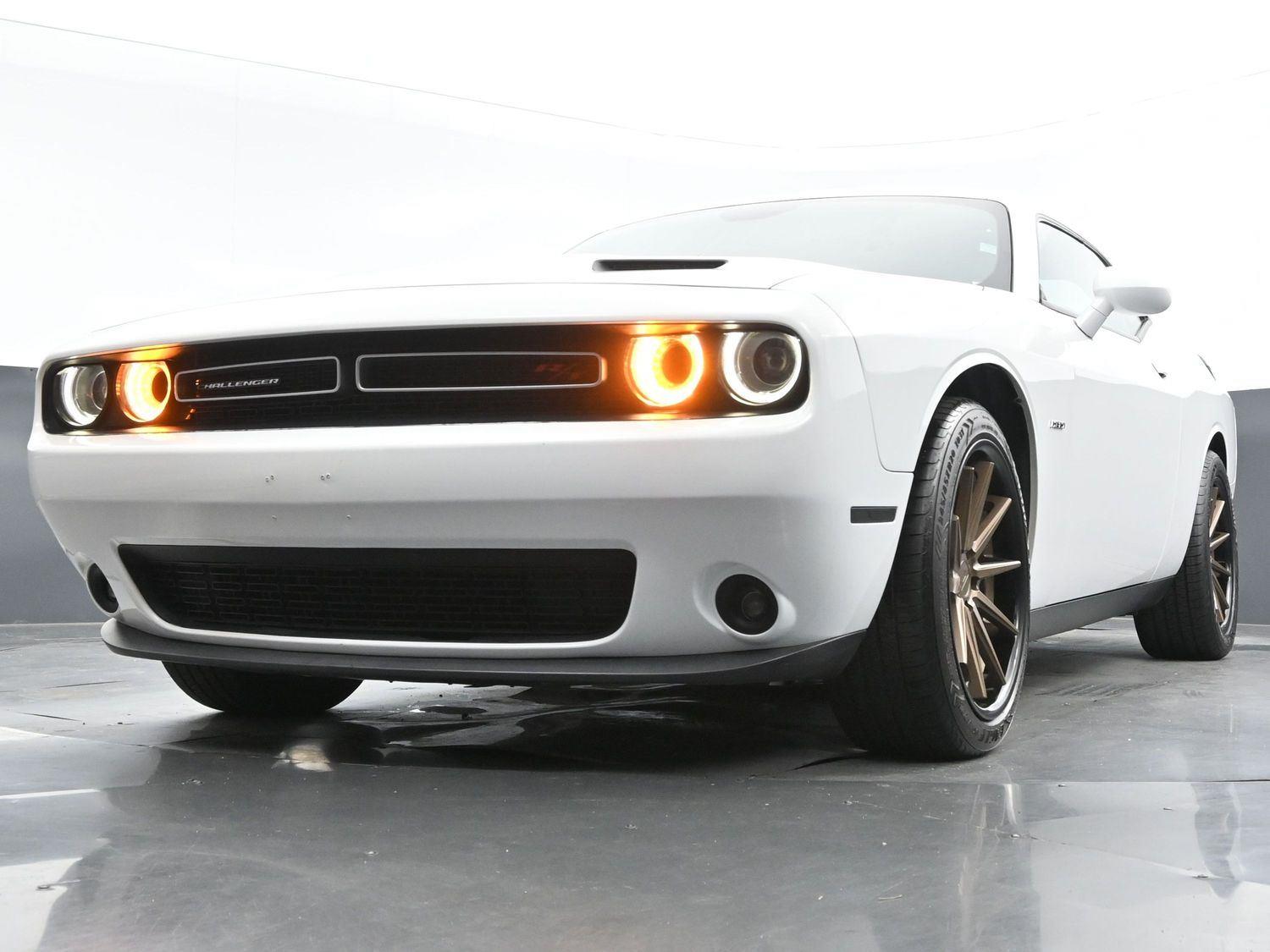 2018 Dodge Challenger R/T Plus photo 39