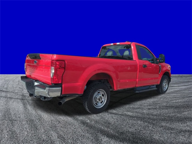 2022 Ford F-350 XL photo 4