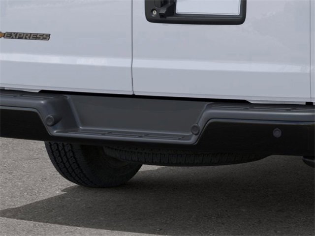 2025 Chevrolet Express photo 13