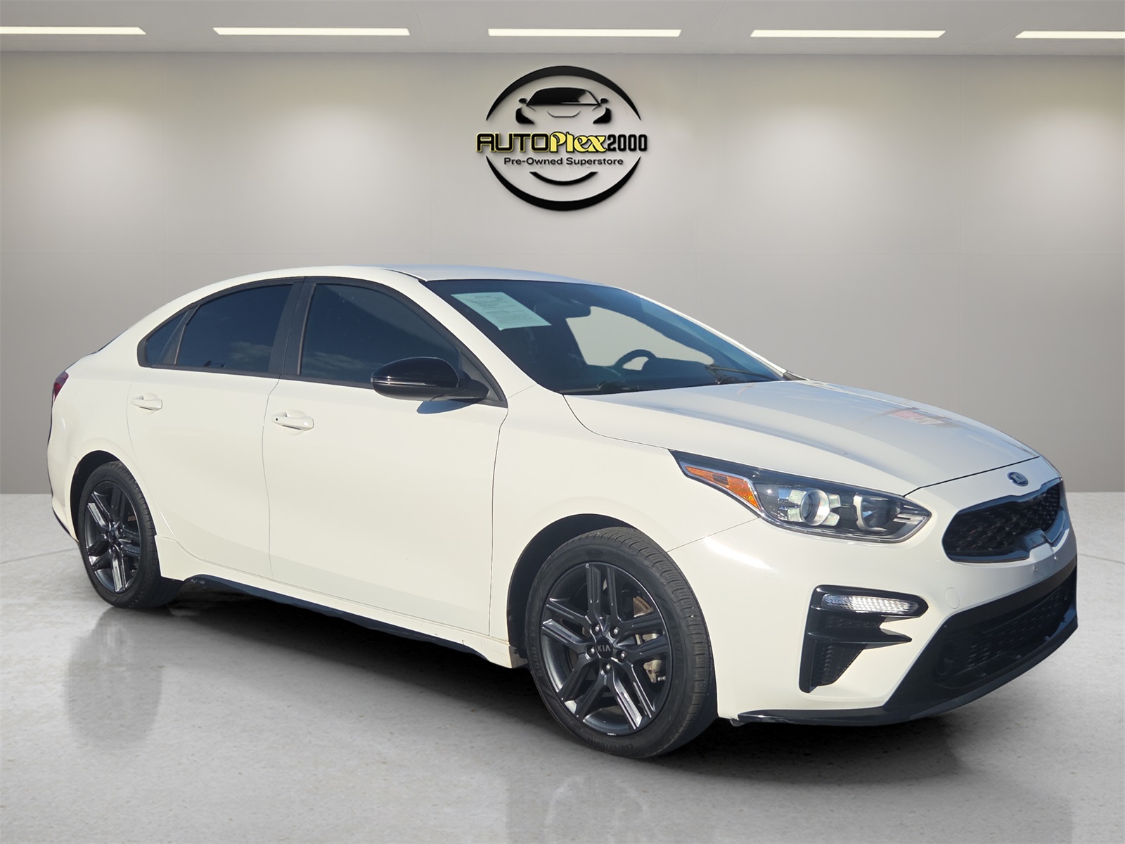 2021 Kia Forte GT-Line's photo