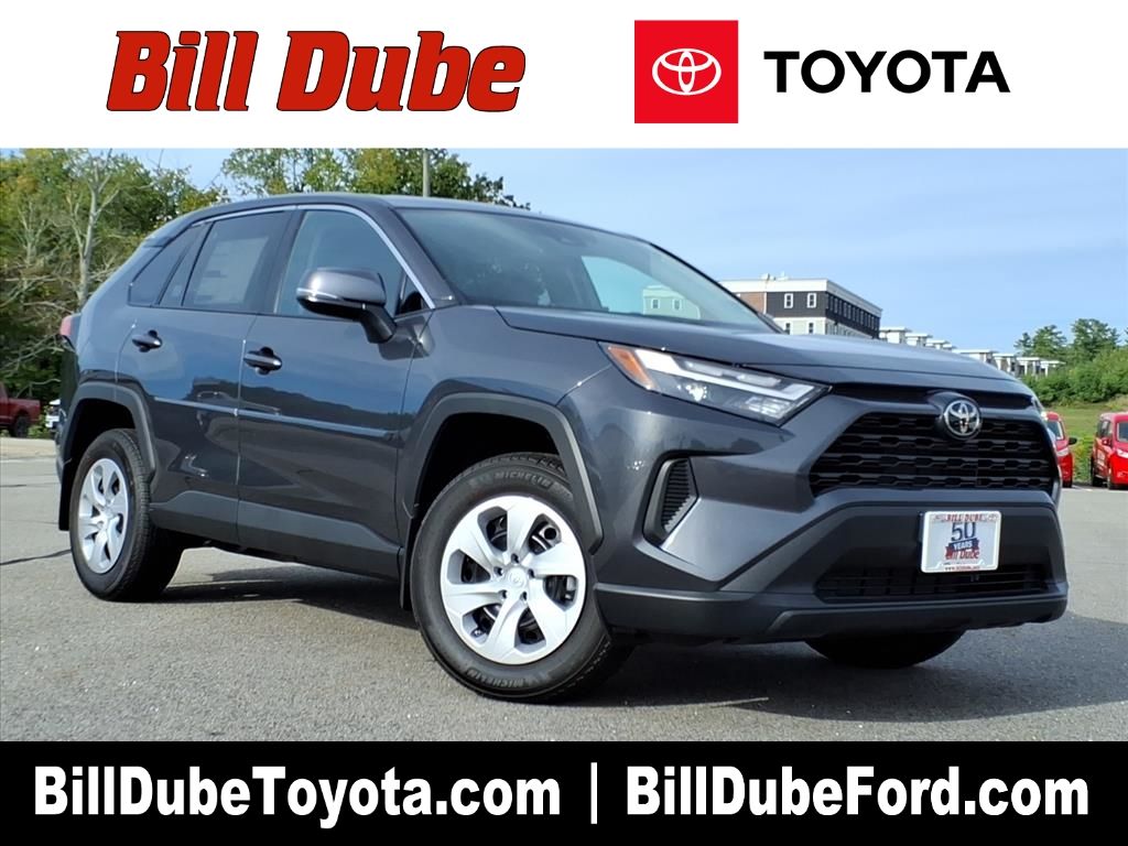 2025 Toyota RAV4 LE's photo
