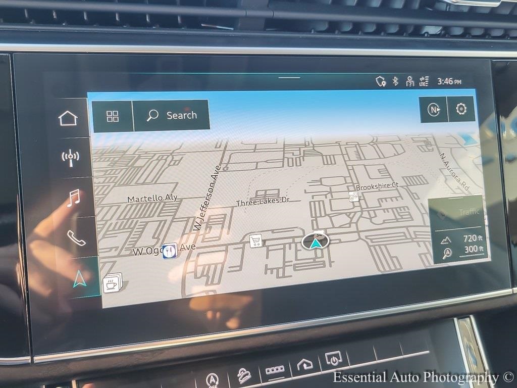 2022 AUDI Q8 - Image 15