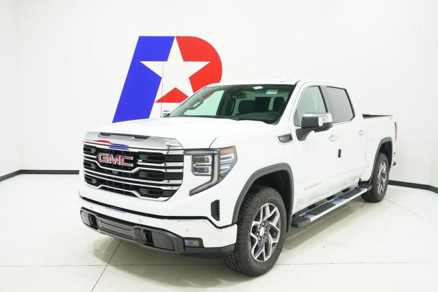 2026 GMC Sierra 1500 SLT's photo